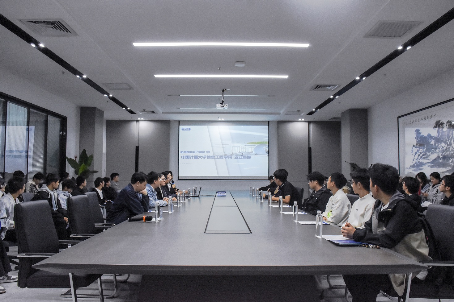 1763541377124245FDA9.jpg DSC_9460.JPG